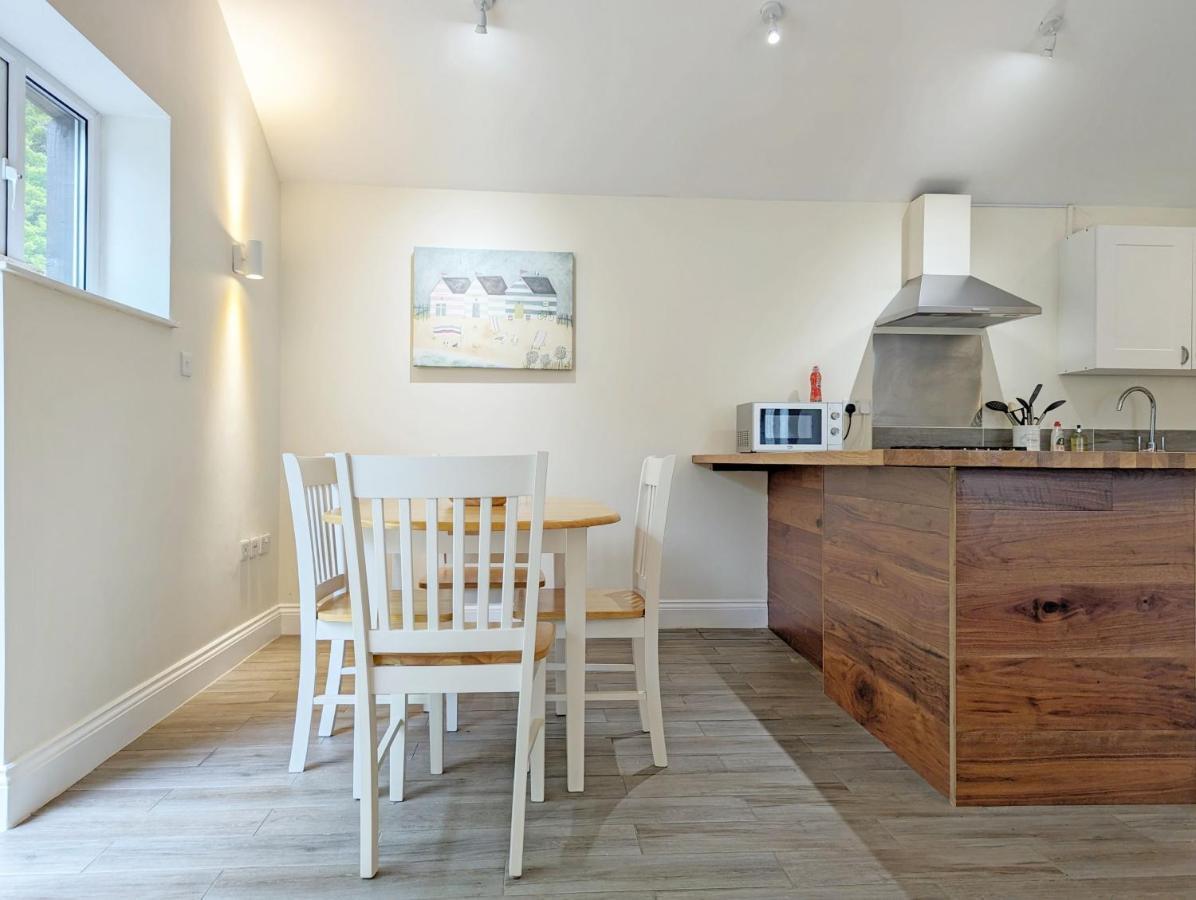 Millside, Bosham Villa ภายนอก รูปภาพ