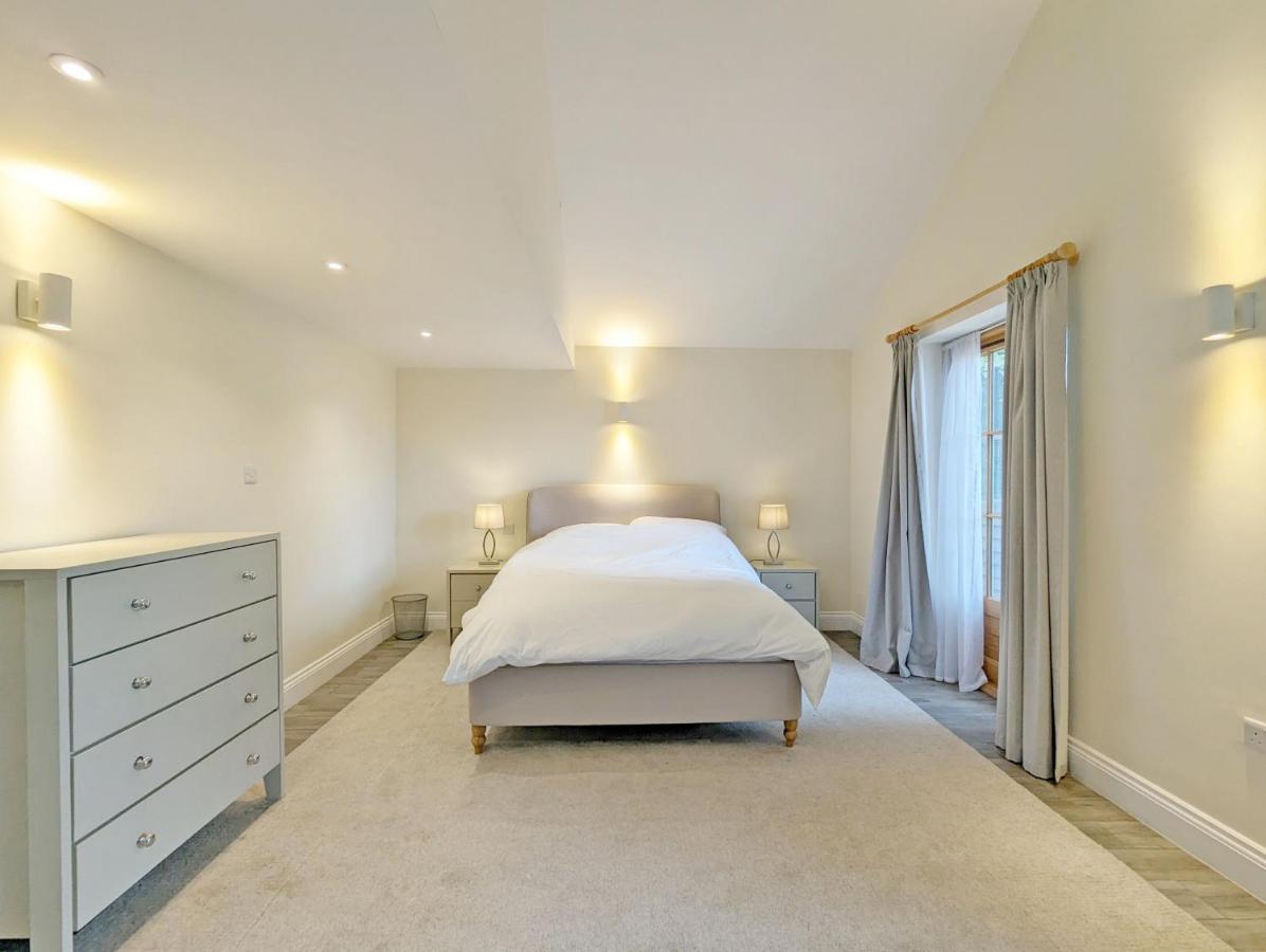 Millside, Bosham Villa ภายนอก รูปภาพ